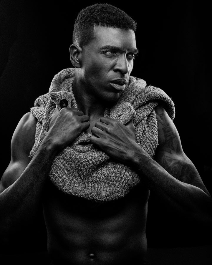 Black and white Chicago model headshot Kenneth Hill Modelogic