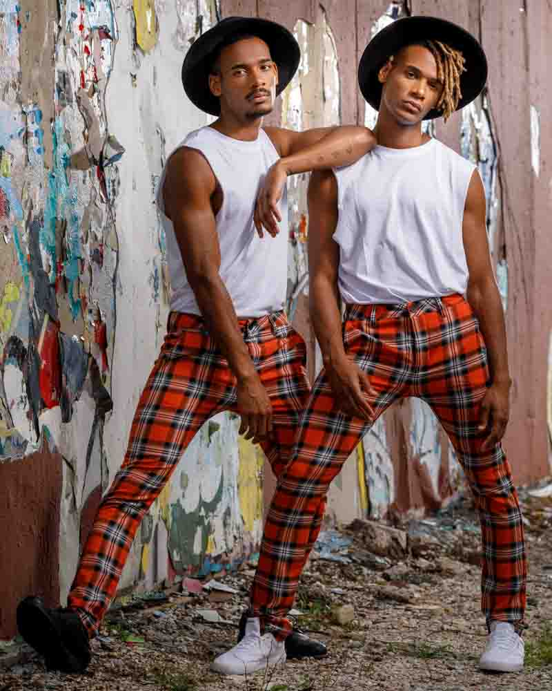 How to build a portfolio before seeking a modeling agency in Chicago twins