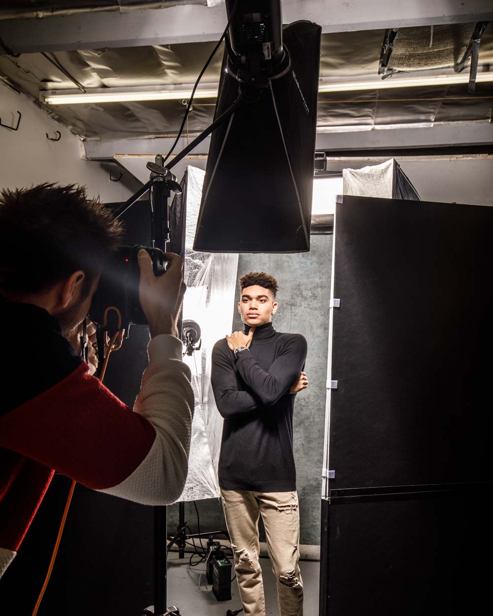 Behind the scenes of model headshots in Chicago with Kjay and photographer John Gress