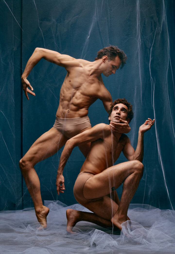 Experience the artistry and emotion of professional dance photography in Chicago with John Gress. Discover how a stylized studio session can elevate your personal or company portfolio.