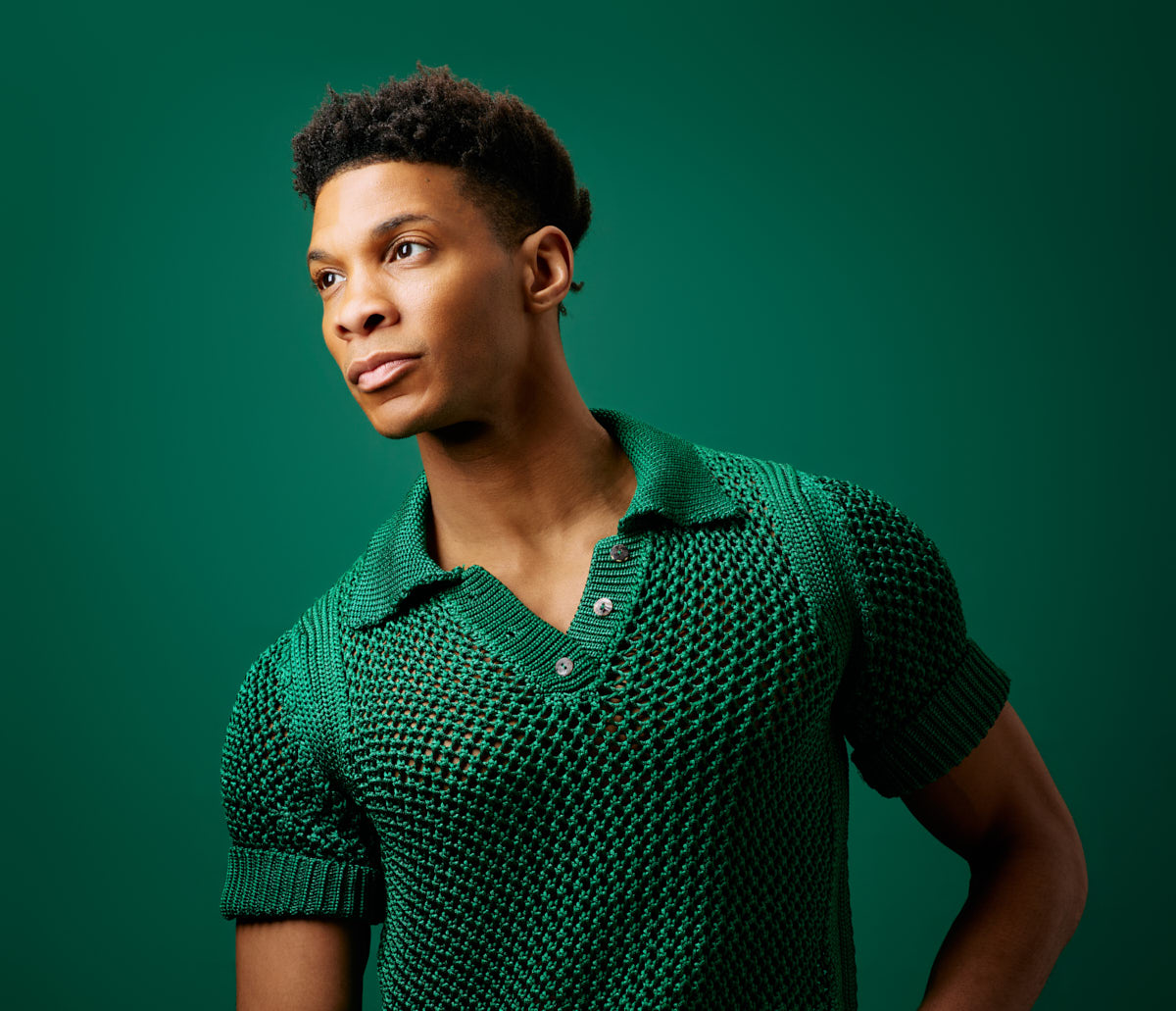 Editorial actor headshot Chicago green backdrop